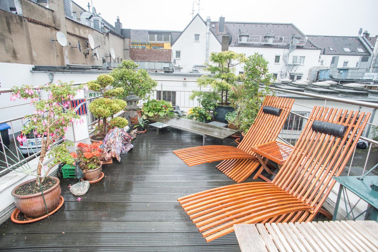 Apartement Mit Dachterrasse - Bei Curth Klingen - Teilen Sie Uns Ihre Ankunfszeit Mit Düsseldorf Eksteriør bilde